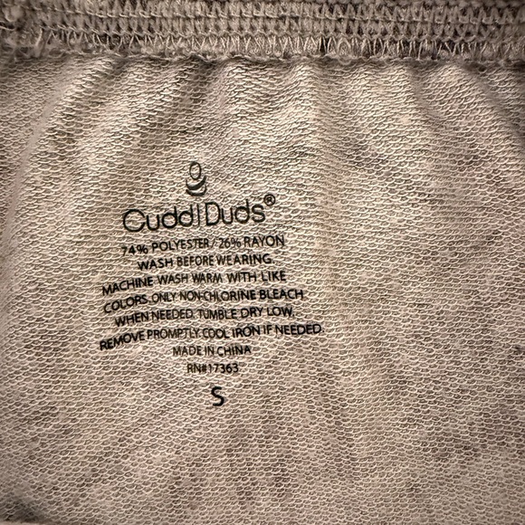 Cuddl Duds pajamas - Picture 2 of 3